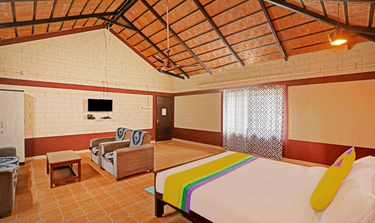 Hotel Allaranda Homestay Мадикери Экстерьер фото